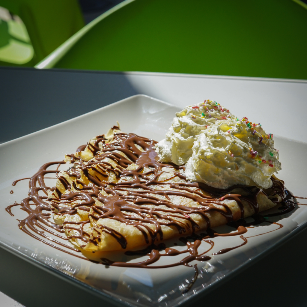 Crepe chocolate con nata